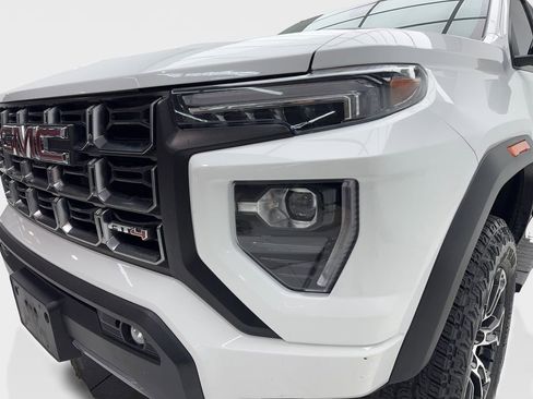 Used 2024 GMC Canyon AT4 w/ AT4 Premium Package image 5