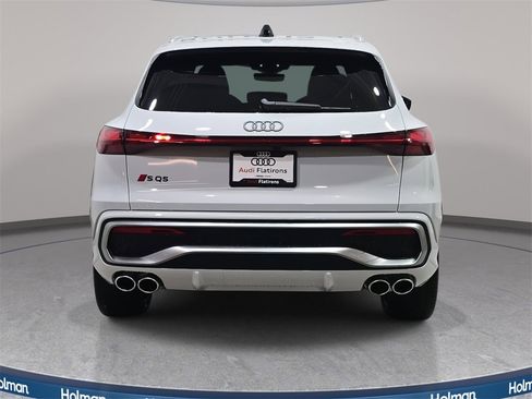 New 2025 Audi SQ5 Prestige image 6