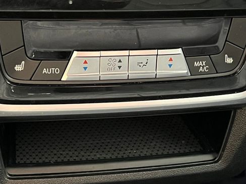 Used 2025 BMW XM AWD/4WD image 31