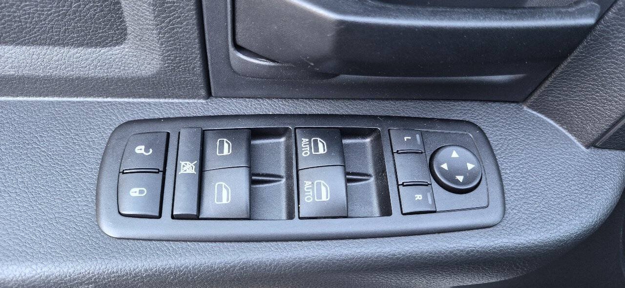 Used 2012 RAM 1500 Express AWD/4WD image 14