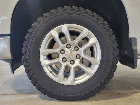 Used 2025 Chevrolet Silverado 1500 LT w/ Safety Package image 12