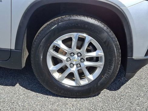 Used 2018 Chevrolet Traverse LT FWD image 8