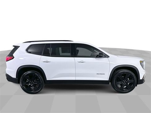 New 2026 GMC Acadia Elevation image 9