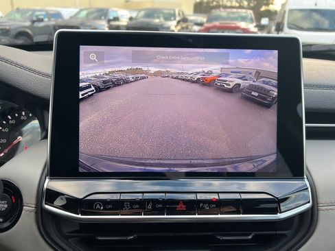 New 2026 Jeep Compass Limited image 29