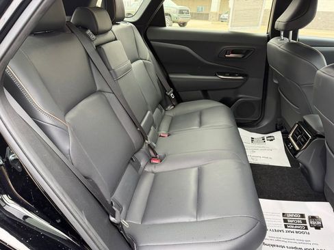 Certified 2025 Toyota Crown Signia image 41