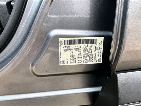Used 2023 Nissan Rogue S FWD image 34