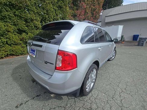 Used 2013 Ford Edge Limited w/ Driver Entry Pkg image 2