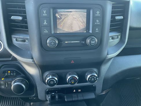 Used 2024 RAM 2500 Tradesman w/ Chrome Appearance Group image 18