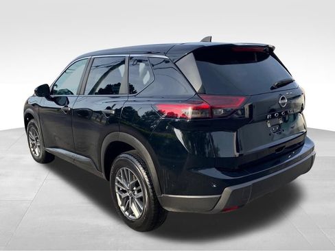 Used 2024 Nissan Rogue S FWD image 4