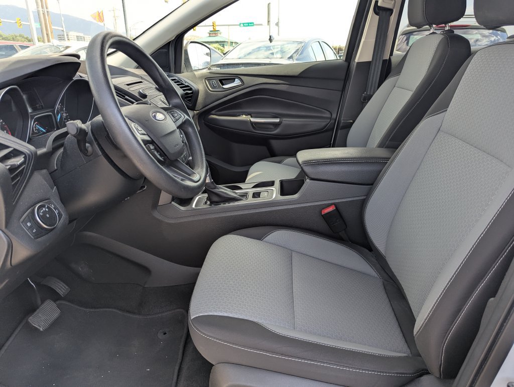 Used 2017 Ford Escape SE AWD/4WD image 23