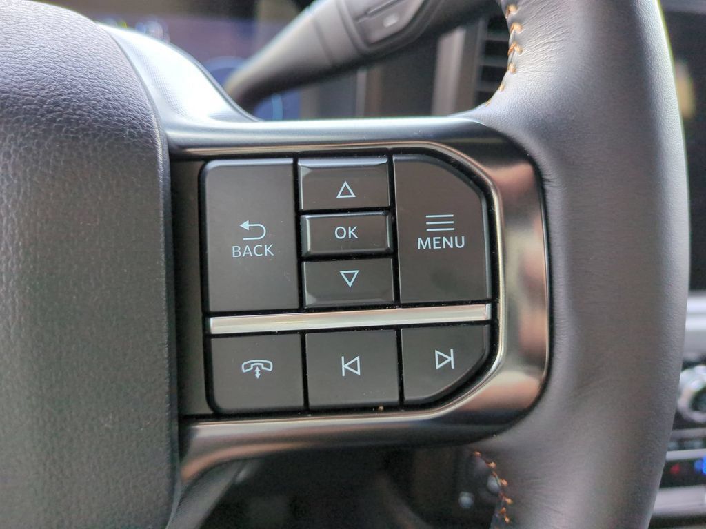 Used 2024 Ford F250 Platinum AWD/4WD image 27