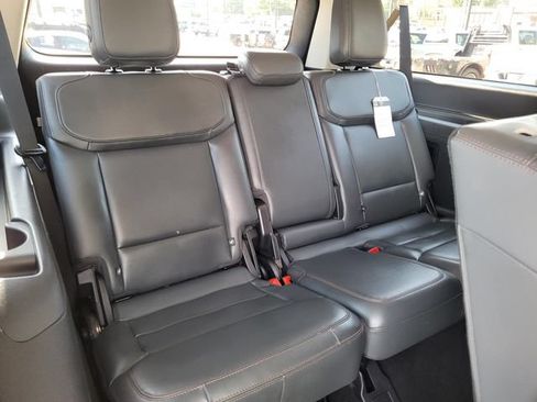 Used 2025 Ford Expedition Max Active RWD image 14