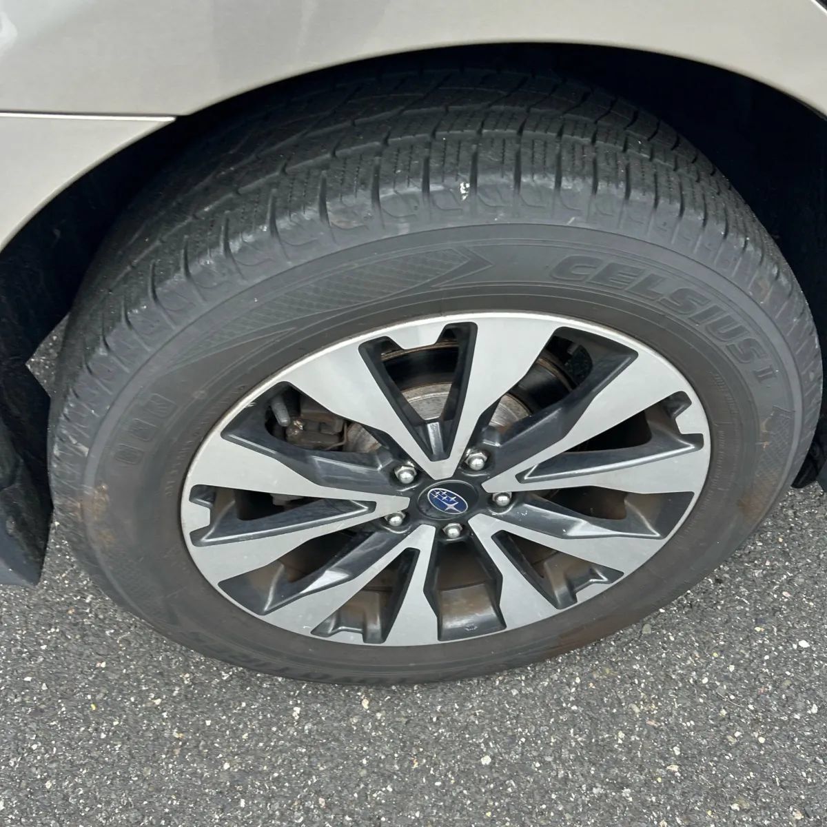 Used 2017 Subaru Outback 2.5i Limited AWD/4WD image 19