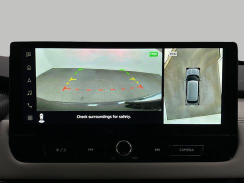 New 2025 Mitsubishi Outlander SEL image 24