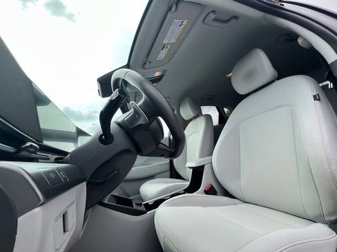 Certified 2024 Hyundai Kona SEL FWD image 18