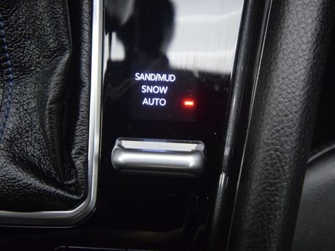 Used 2022 Jeep Compass Latitude AWD/4WD image 32