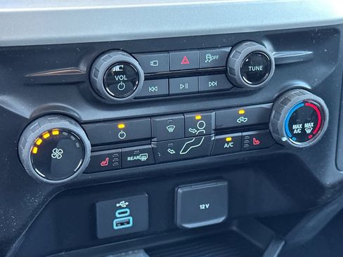 New 2026 Ford F350 XLT w/ XLT Premium Package AWD/4WD image 21