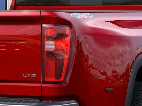 New 2026 Chevrolet Silverado 3500 LTZ image 11