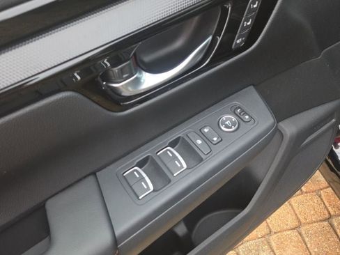 Used 2024 Honda CR-V Sport Touring image 12