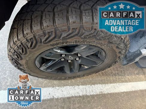 Used 2023 Chevrolet Silverado 1500 LT Trail Boss w/ Protection Package AWD/4WD image 8