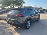 Used 2020 Toyota RAV4 XLE Premium image 5