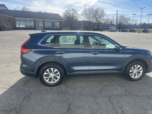 Used 2024 Honda CR-V LX image 4