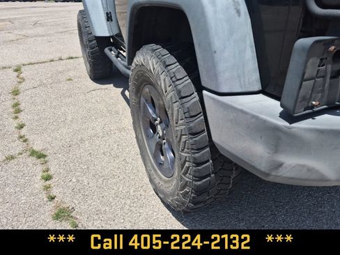 Used 2016 Jeep Wrangler Sport AWD/4WD image 9