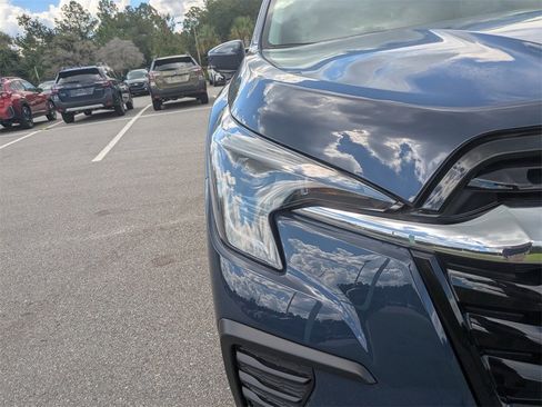 New 2025 Subaru Ascent Premium w/ Premium Package image 9