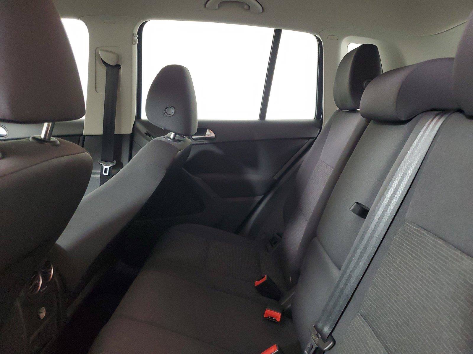 Used 2015 Volkswagen Tiguan S FWD image 11