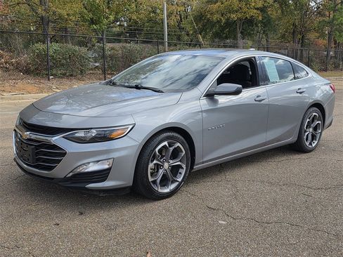 Used 2023 Chevrolet Malibu LT image 6