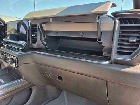 Used 2025 Chevrolet Silverado 1500 RST AWD/4WD image 26