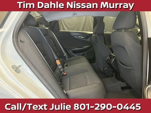 Used 2024 Chevrolet Malibu LT FWD image 18