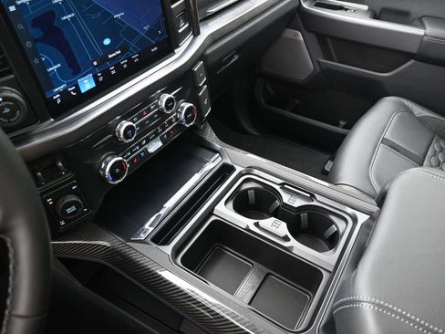 New 2026 Ford F250 Lariat w/ Black Appearance Package image 25