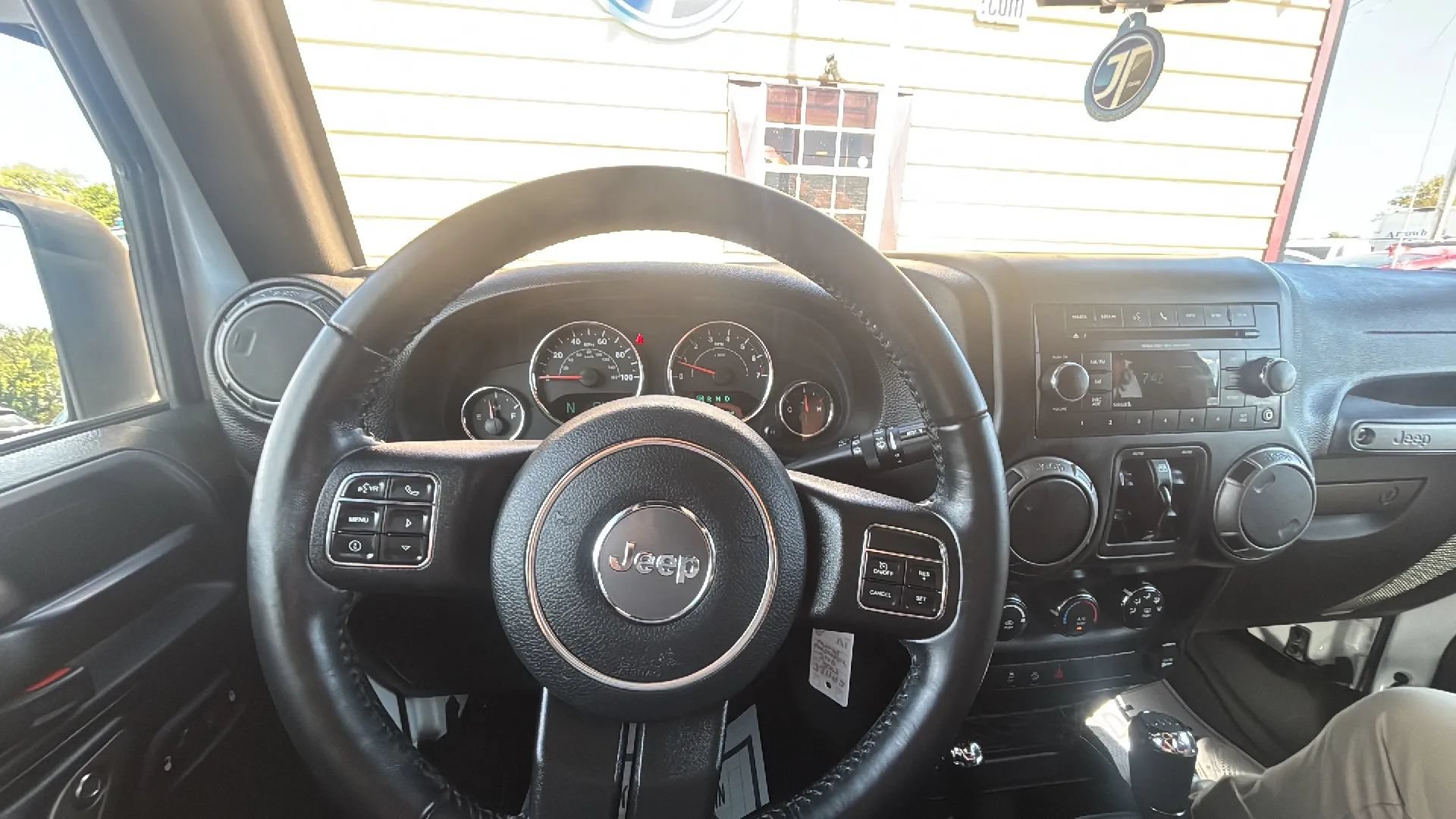 Used 2017 Jeep Wrangler Unlimited Sport w/ Quick Order Package 24S AWD/4WD image 23