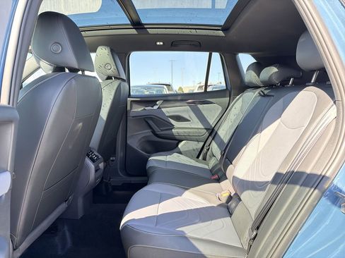 New 2026 Volkswagen Tiguan SE R-Line FWD image 14
