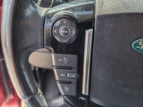 Used 2013 Land Rover LR4 HSE AWD/4WD image 16