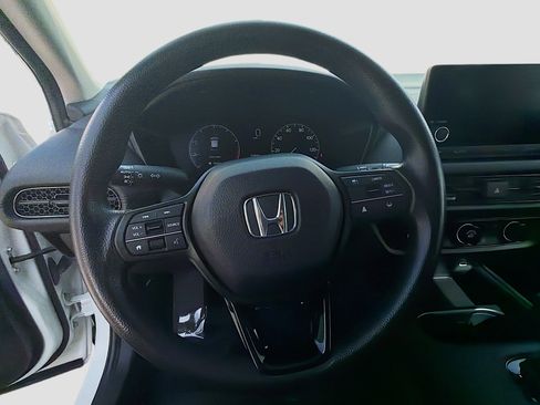 Certified 2024 Honda HR-V LX image 10