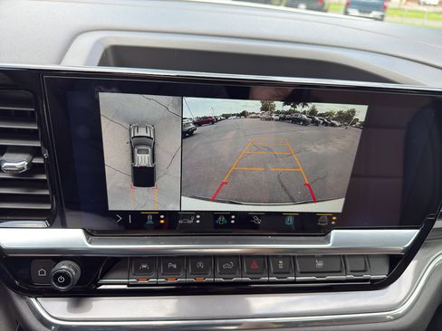 Used 2023 Chevrolet Silverado 1500 High Country w/ High Country Premium Package image 24