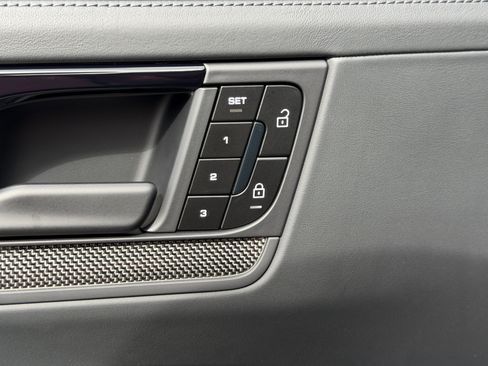 New 2026 Porsche Cayenne GTS image 23