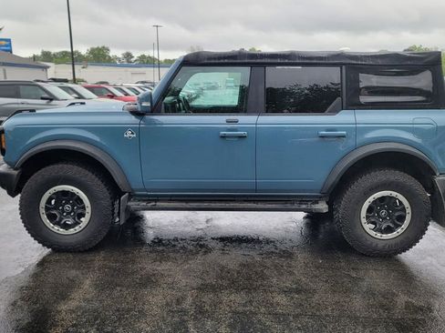 Used 2021 Ford Bronco Outer Banks w/ Sasquatch Package AWD/4WD image 3