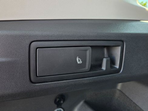 Certified 2026 Volkswagen Tiguan SE AWD/4WD image 56