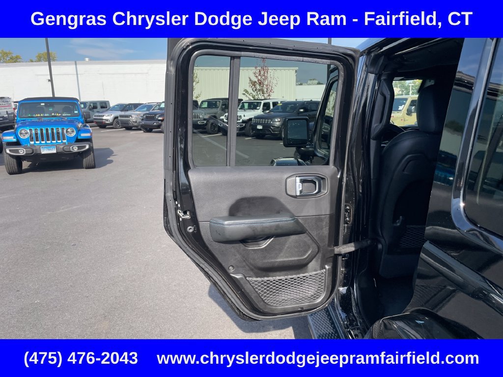 Used 2024 Jeep Wrangler High Altitude AWD/4WD image 41