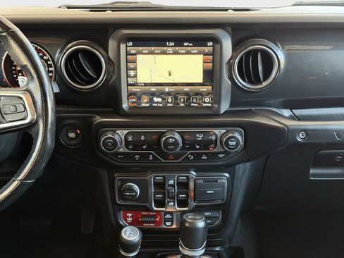 Used 2021 Jeep Wrangler Unlimited Rubicon w/ Trailer Tow Package AWD/4WD image 13