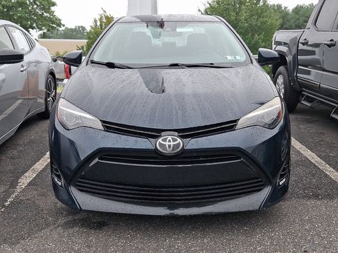 Used 2017 Toyota Corolla LE w/ Carpet Mat Package (TMS) FWD image 2