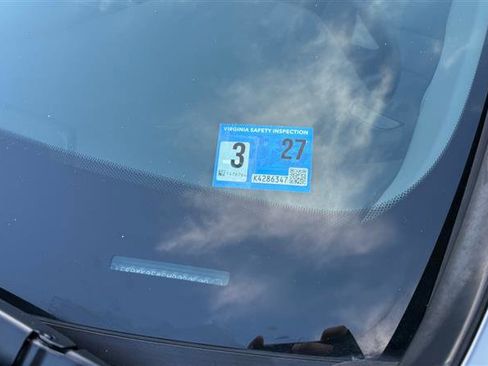 Used 2017 Honda Ridgeline RTS image 3