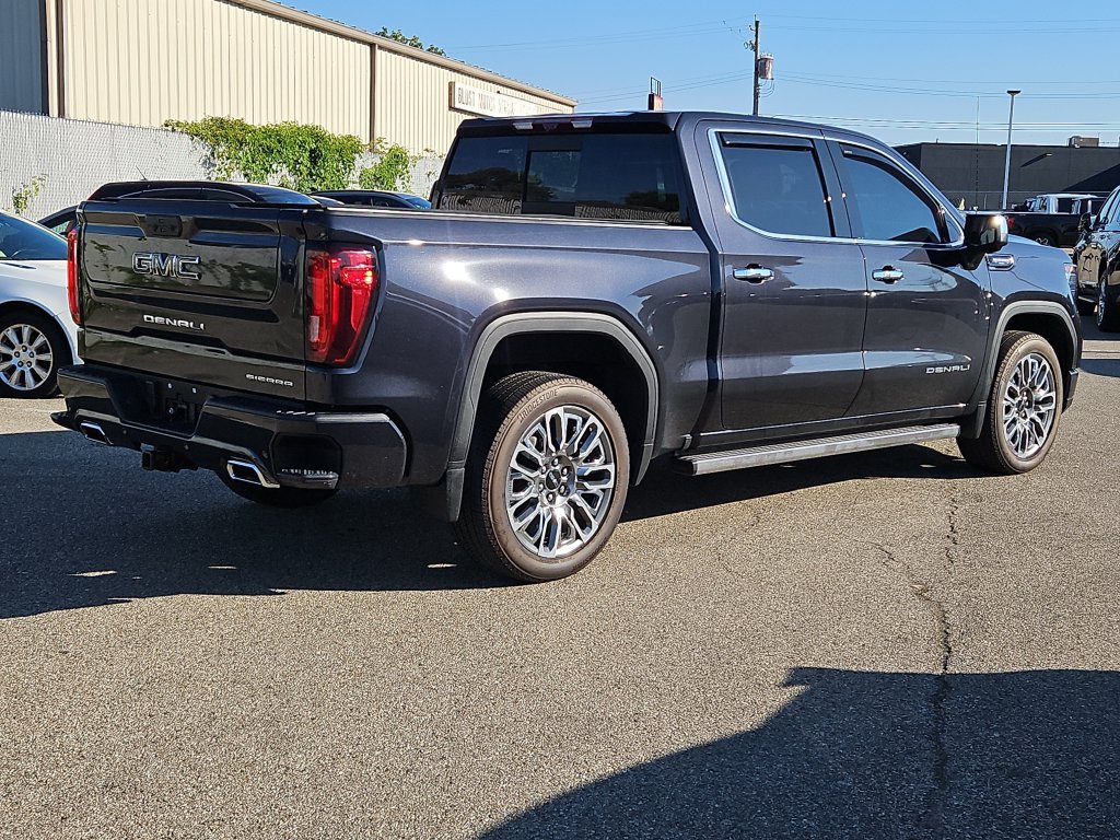 Used 2024 GMC Sierra 1500 Denali Ultimate AWD/4WD image 4