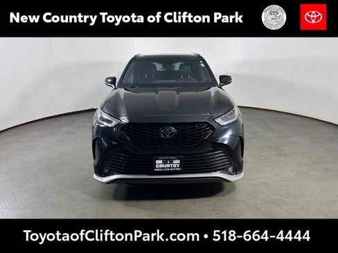 Used 2021 Toyota Highlander XSE AWD/4WD image 8