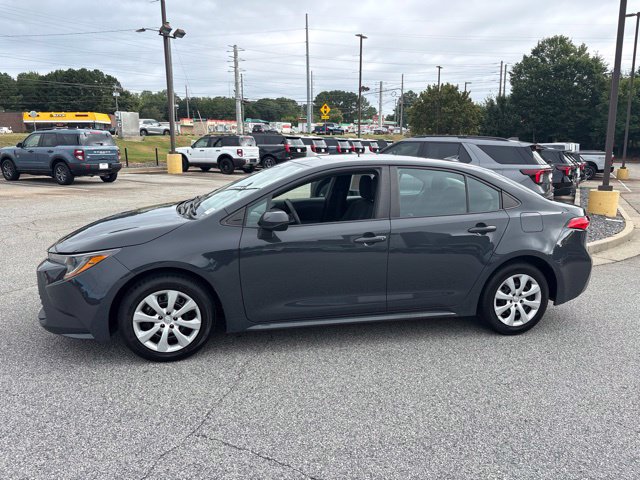 Used 2024 Toyota Corolla LE FWD image 5