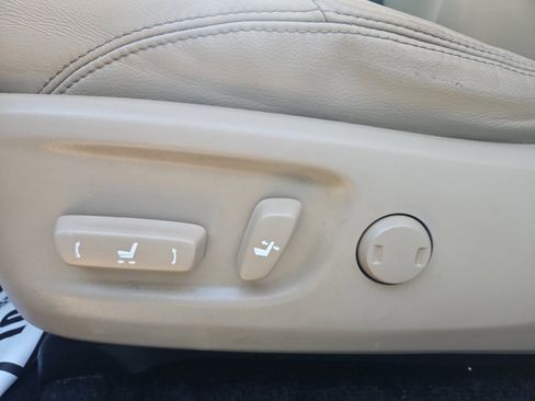 Used 2019 Toyota 4Runner SR5 image 8