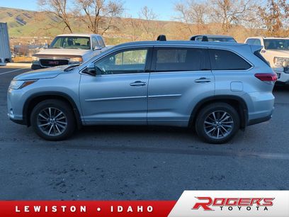 Certified 2018 Toyota Highlander SE